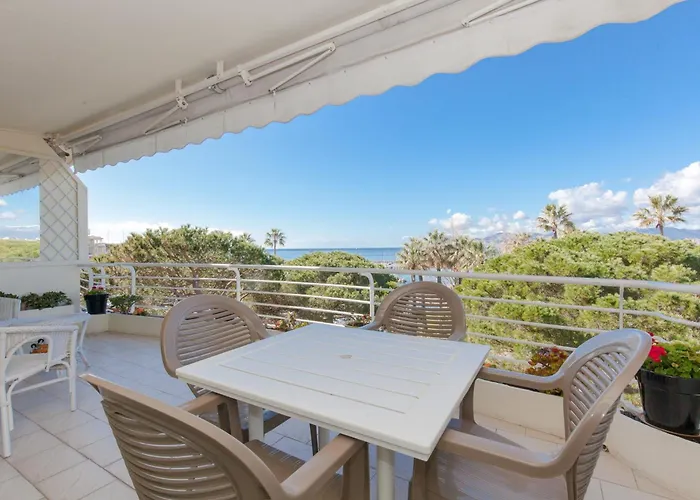 Apartment Sea View Croisette In Front Of The Sea Cannes